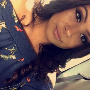 Meet your Posher, Aylene